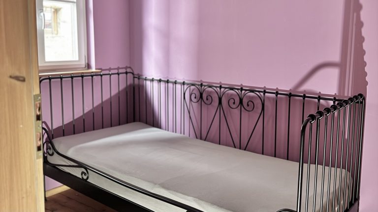 Einzelbett